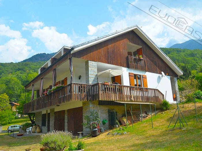 Casa con 6 locali in vendita in Villaretto, Roure