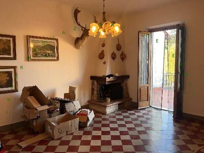 Casa con 6 locali in vendita in VIA GARIBALDI, Centro, Vicchio
