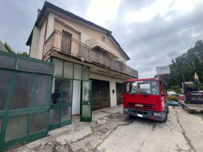 Appartamento quadrilocale in vendita in Via noventana, Noventa, Noventa Padovana