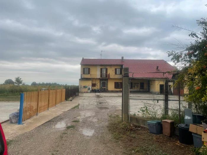 Casa con 6 locali in vendita in Centro, Cassolnovo