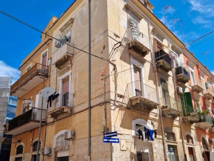 Appartamento bilocale in vendita in Via Magenta, Settefrati, Barletta