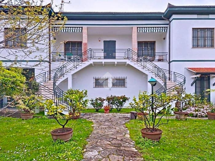 Casa con 6 locali in vendita in Via Amedeo, Vecchiano Nodica, Vecchiano
