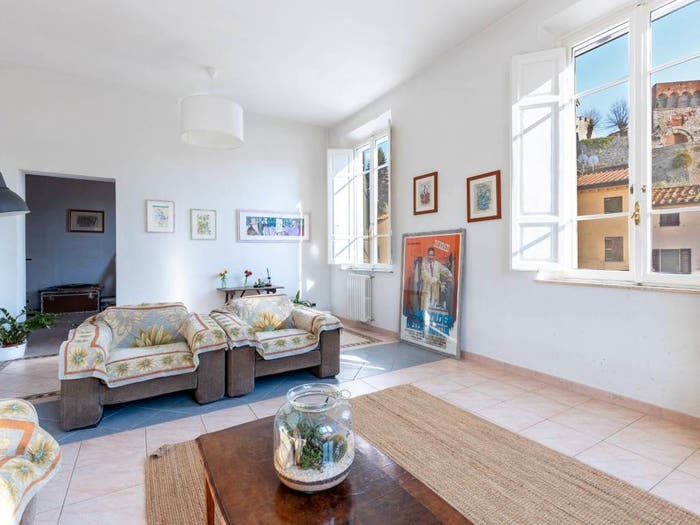 Casa con 5 locali in vendita in Via di Nozzano, Nozzano Arliano, Lucca