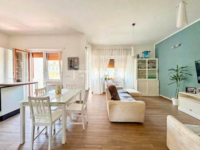Appartamento trilocale in vendita in Via Trieste, Centro, Sant'Ambrogio di Torino