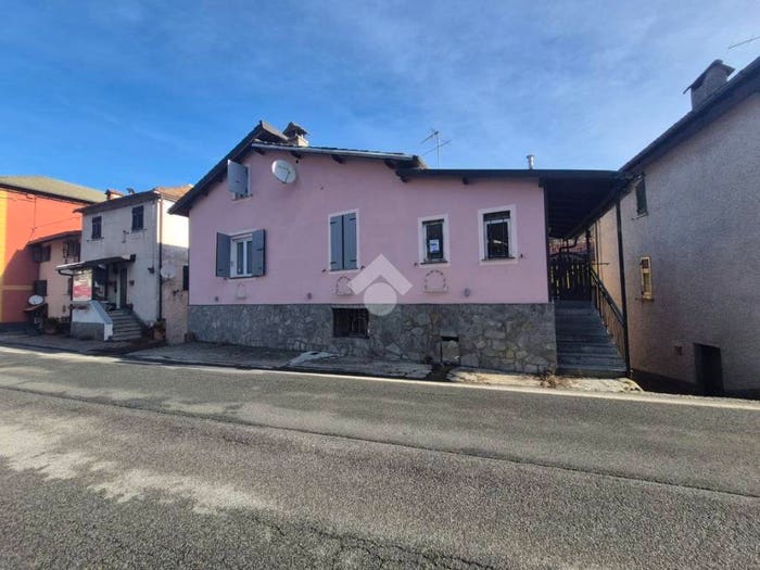 Casa con 5 locali in vendita in Località Casalino, Casalino, Montoggio