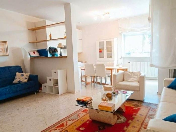 Appartamento trilocale in vendita in Via Firenze, Marina di Massa Centro, Massa