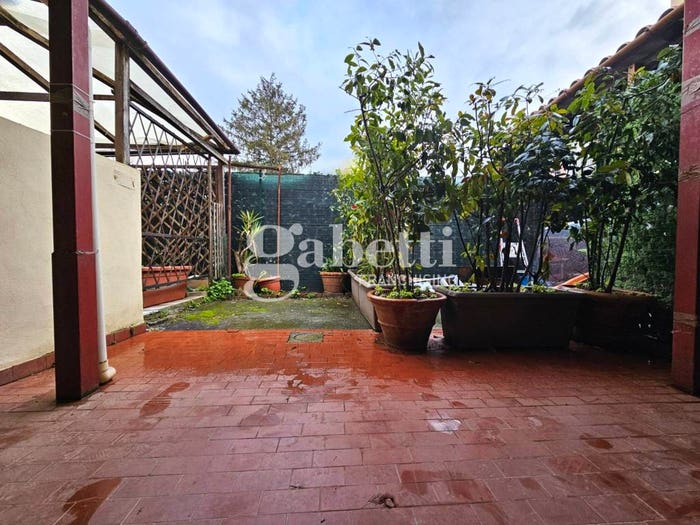Casa con 6 locali in vendita in Viuzzo dei Galli, Ugnano, Firenze