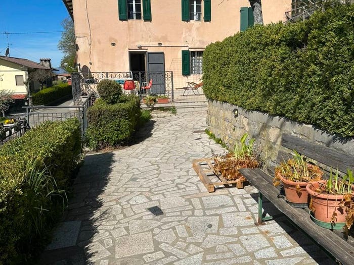 Casa con 6 locali in vendita in Sassomolare, Castel d'Aiano