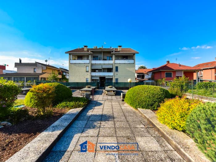 Appartamento trilocale in vendita in Via Speranza, Centro, Carignano
