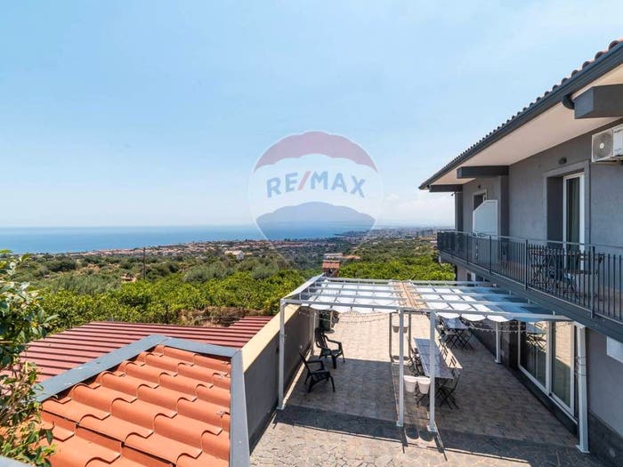 Casa con 6 locali in vendita in Via Gallinaro, Ficarazzi Gallinaro, Aci Castello