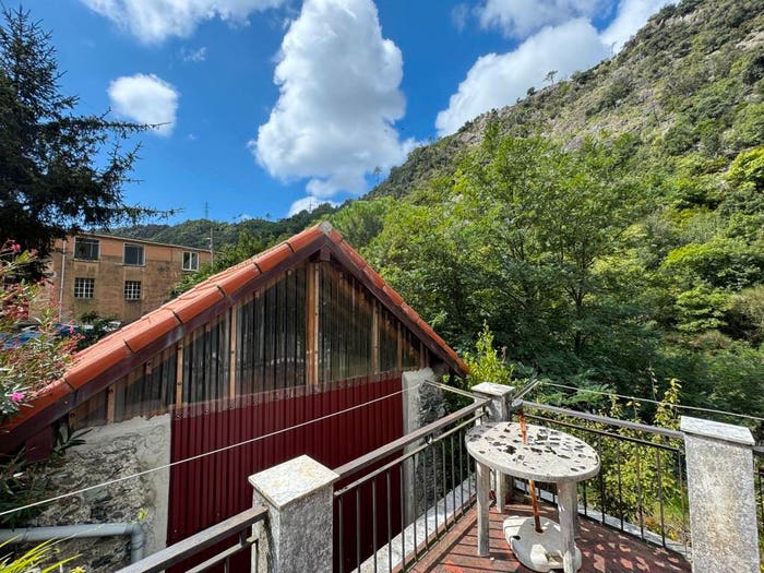 Casa con 5 locali in vendita in Via Carpenara, Acquasanta San Carlo, Genova