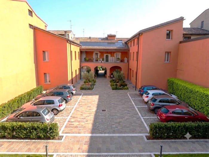 Appartamento trilocale in vendita in via cesare battisti, Centro Storico, Carpi