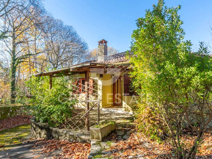 Casa con 6 locali in vendita in Arcidosso