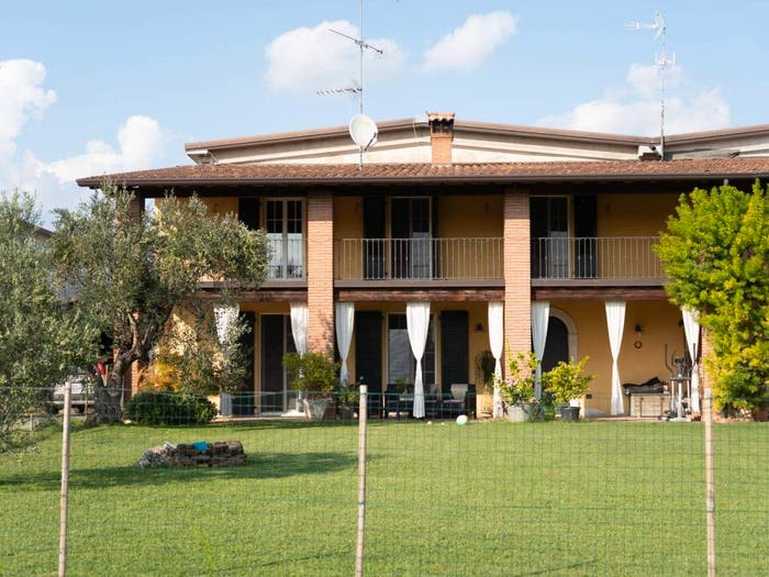 Casa quadrilocale in vendita in Via Croce Santo Stefano, Calcinato