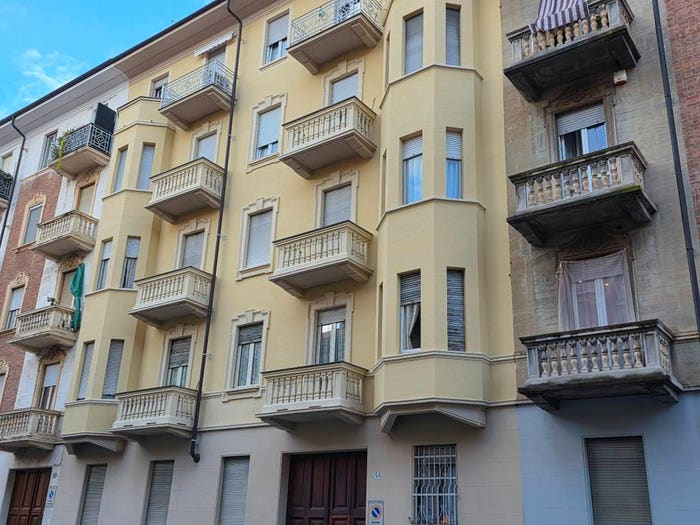 Appartamento trilocale in vendita in Via Piedicavallo, Parella, Torino