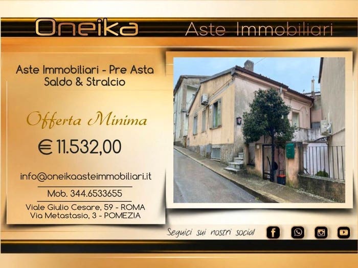 Appartamento con 5 locali in vendita in Via Fratelli Cervi, Centro, Tempio Pausania