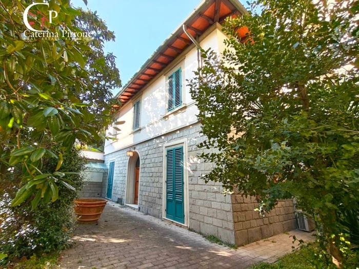 Casa con 5 locali in vendita in via San Zanobi, San Marco SS Annunziata, Firenze