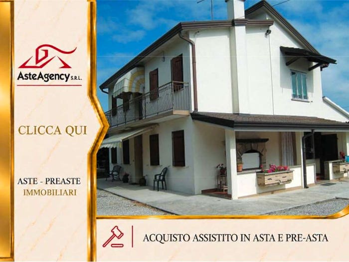 Appartamento con 6 locali in vendita in Via Cavaizza, Rosara, Codevigo