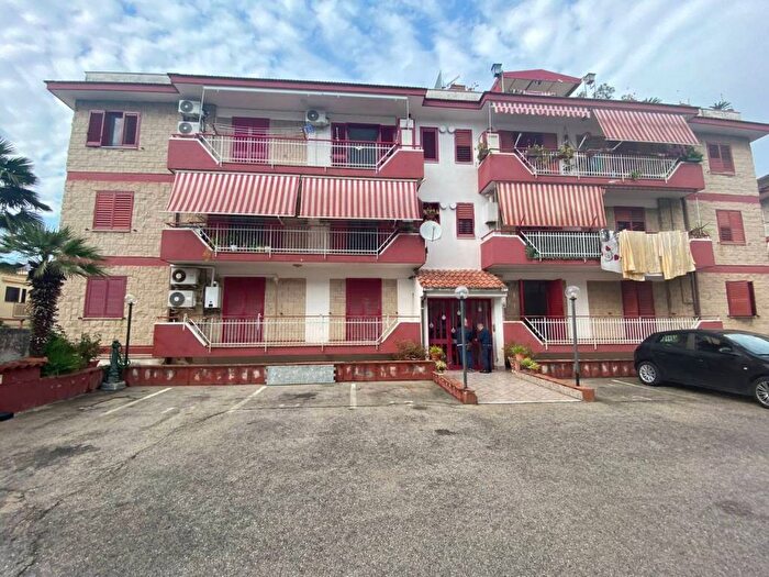 Appartamento quadrilocale in vendita in Via San Lorenzo, Centro, Macerata Campania