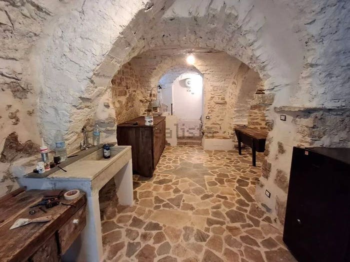 Appartamento bilocale in vendita in Via Della Chiesa No Number, Lingueglietta, Cipressa