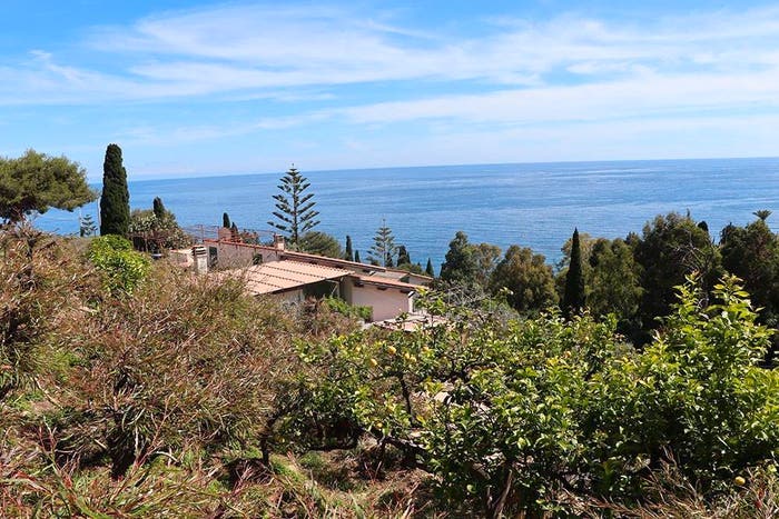 Casa bilocale in vendita in Montenero, Bordighera