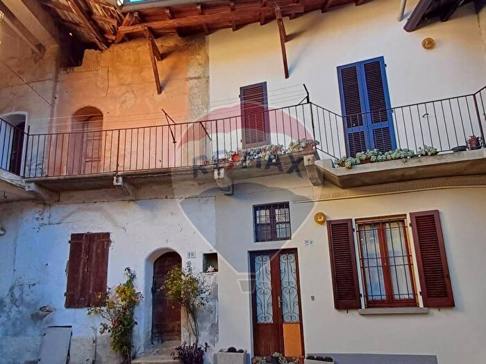 Casa quadrilocale in vendita in Sartirana Cassina Cicognola Sabbioncello, Merate