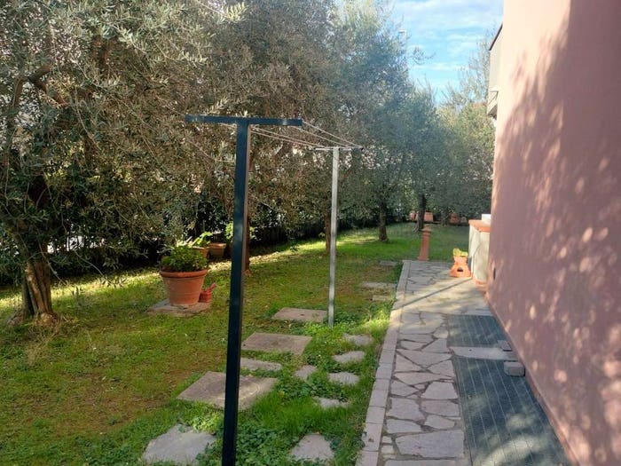 Appartamento con 5 locali in vendita in Via Luciano Manara, Centro, Calenzano