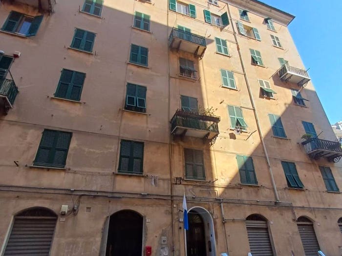 Appartamento bilocale in vendita in Via Luca Cambiaso, Marassi, Genova