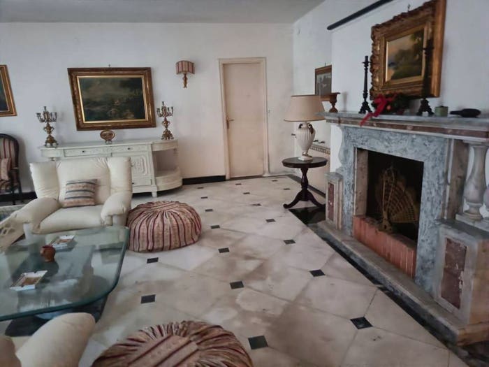 Casa con 6 locali in vendita in SS, Via Ruggiero, Caserta