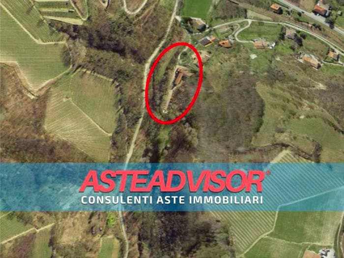 Casa con 6 locali in vendita in Regione Vallerana, Alice Bel Colle