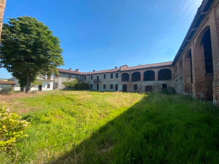 Casa con 6 locali in vendita in Via Massano, Rolassa, Calliano