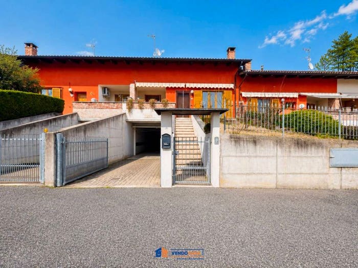 Casa quadrilocale in vendita in Strada Canelli, Boglietto, Costigliole d'Asti