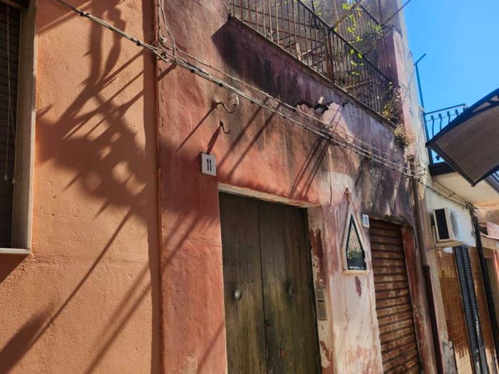 Casa con 6 locali in vendita in Via Gargano, Centro Storico, Acireale