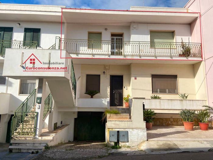 Appartamento quadrilocale in vendita in Via Maggio, PresicceAcquarica