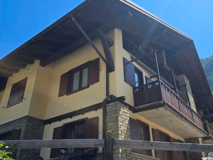 Appartamento trilocale in vendita in Via Padri Somaschi, Centro, Courmayeur