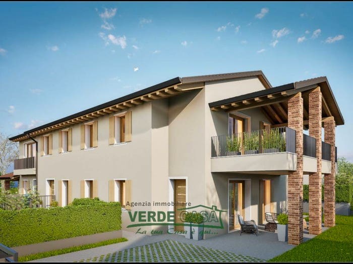 Appartamento quadrilocale in vendita in Viale Trento e Trieste, Centro, Castelcucco