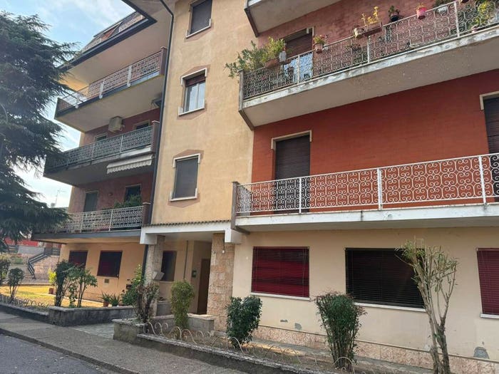 Appartamento trilocale in vendita in Via Ada Negri, Centro, Robecco d'Oglio