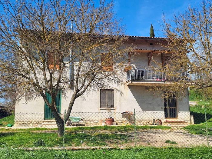 Casa con 6 locali in vendita in Via Fonte Lari, Centro, Lucignano