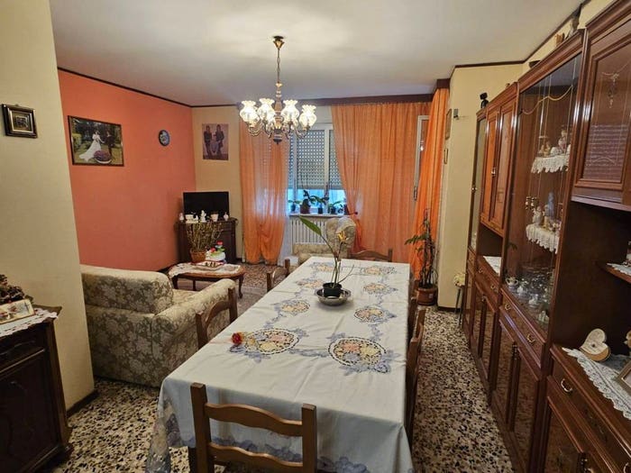 Appartamento trilocale in vendita in Via Ressiga, Centro, Gravellona Toce