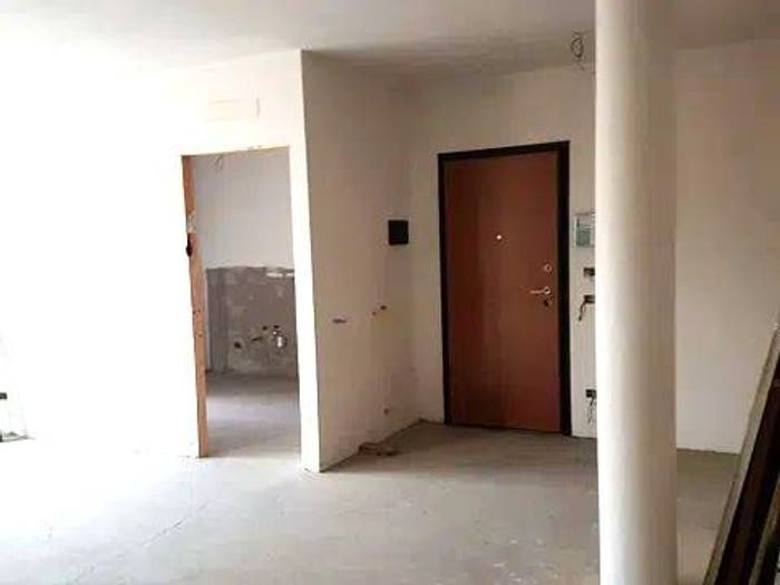 Appartamento quadrilocale in vendita in Via Evaristo Baschenis, Stazione, Bergamo