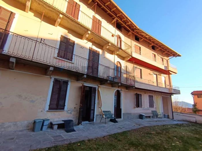 Casa con 6 locali in vendita in Via Mottarone, Centro, Gignese