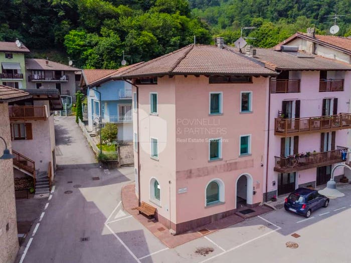 Casa con 5 locali in vendita in Via Giovanni Segantini, Lodrone Darzo, Storo