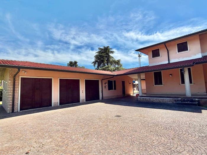 Casa con 6 locali in vendita in Via Borgo, Bonavicina, San Pietro di Morubio