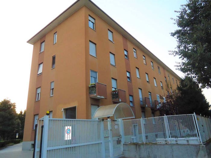 Appartamento trilocale in vendita in Via Benefattori dell'Ospedale, Dergano, Milano