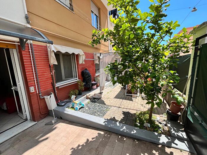 Appartamento trilocale in vendita in Via Filippo Turati, Savona