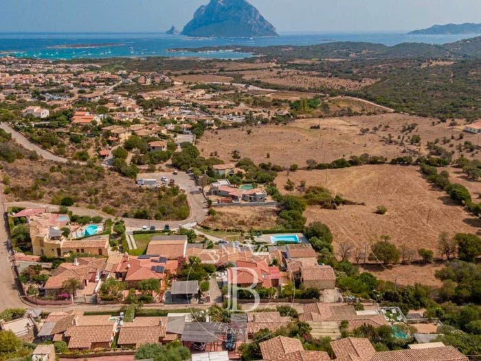 Appartamento quadrilocale in vendita in Loiri Porto San Paolo