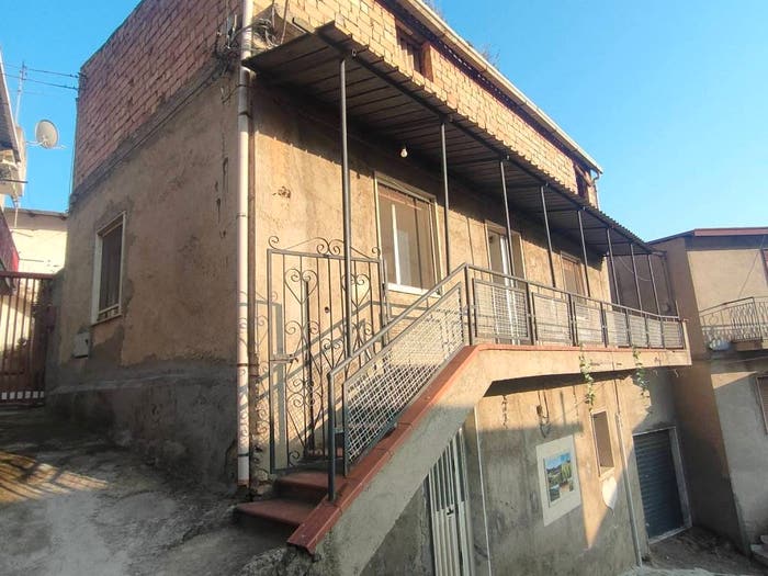 Casa quadrilocale in vendita in Via Cataciola, Ortì, Reggio Calabria
