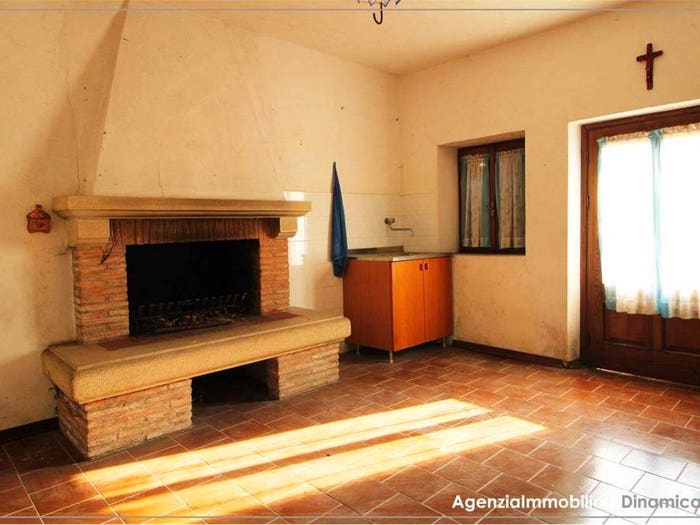 Casa con 6 locali in vendita in Vicolo Gugei, Centro, Miane