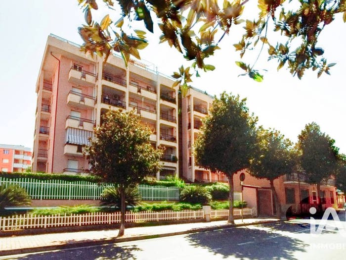 Appartamento con 6 locali in vendita in Via Dalmazia, Centro, Albenga