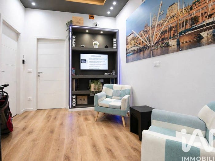 Appartamento con 6 locali in vendita in Via Assarotti, Manin, Genova